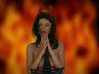 Velnias moteris - didelis papai mažutė erzina, hd seksas video 59