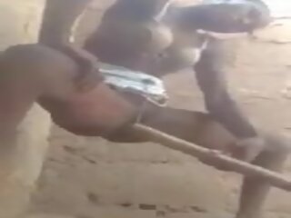 Negra maluca: bezmaksas afrikāņu bumbulīši sekss filma video 39